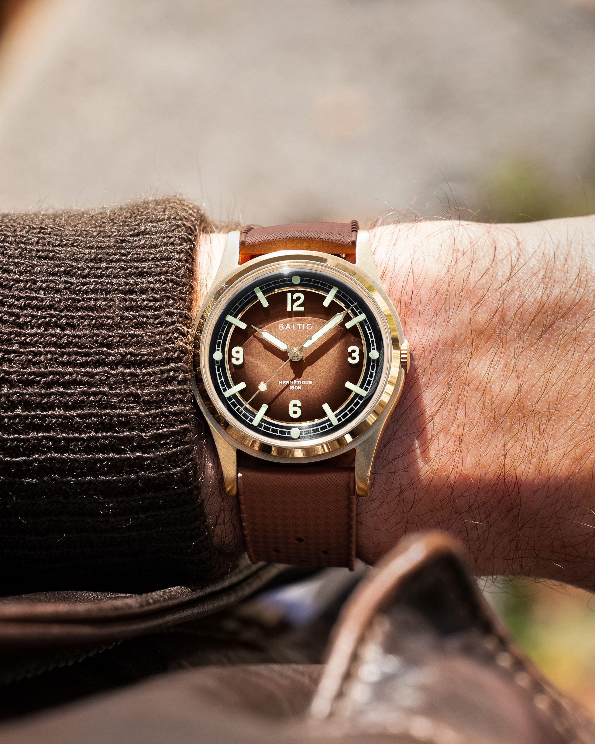 Hermétique Tourer Bronze - Brown